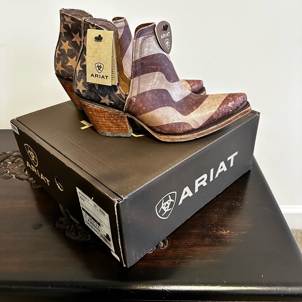 Ariat Women's Stars and Stripes Ankle Boots